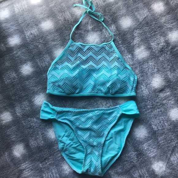 High neck bikini bundle - Picture 3 of 5